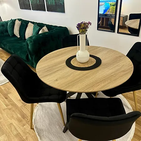 Thomas Two Bedroom Apartment-Private Parking Σκόπια Εξωτερικό φωτογραφία