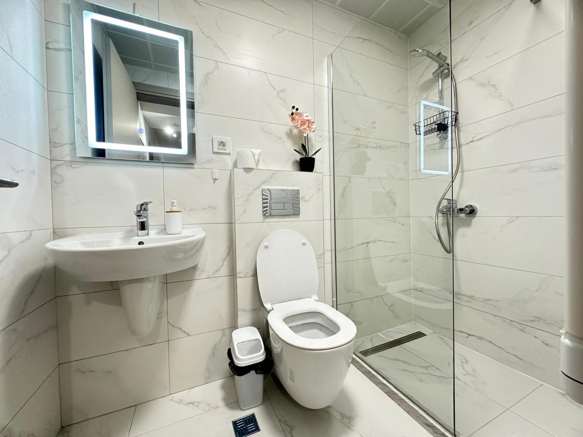 Thomas Two Bedroom Apartment-private Parking Διαμέρισμα Σκόπια