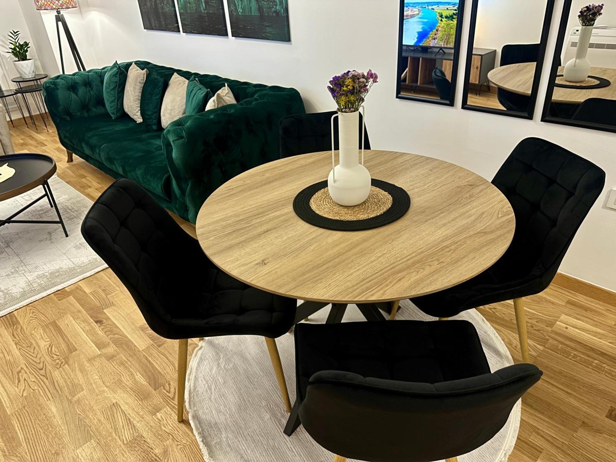 Διαμέρισμα Thomas Two Bedroom Apartment-private Parking Σκόπια