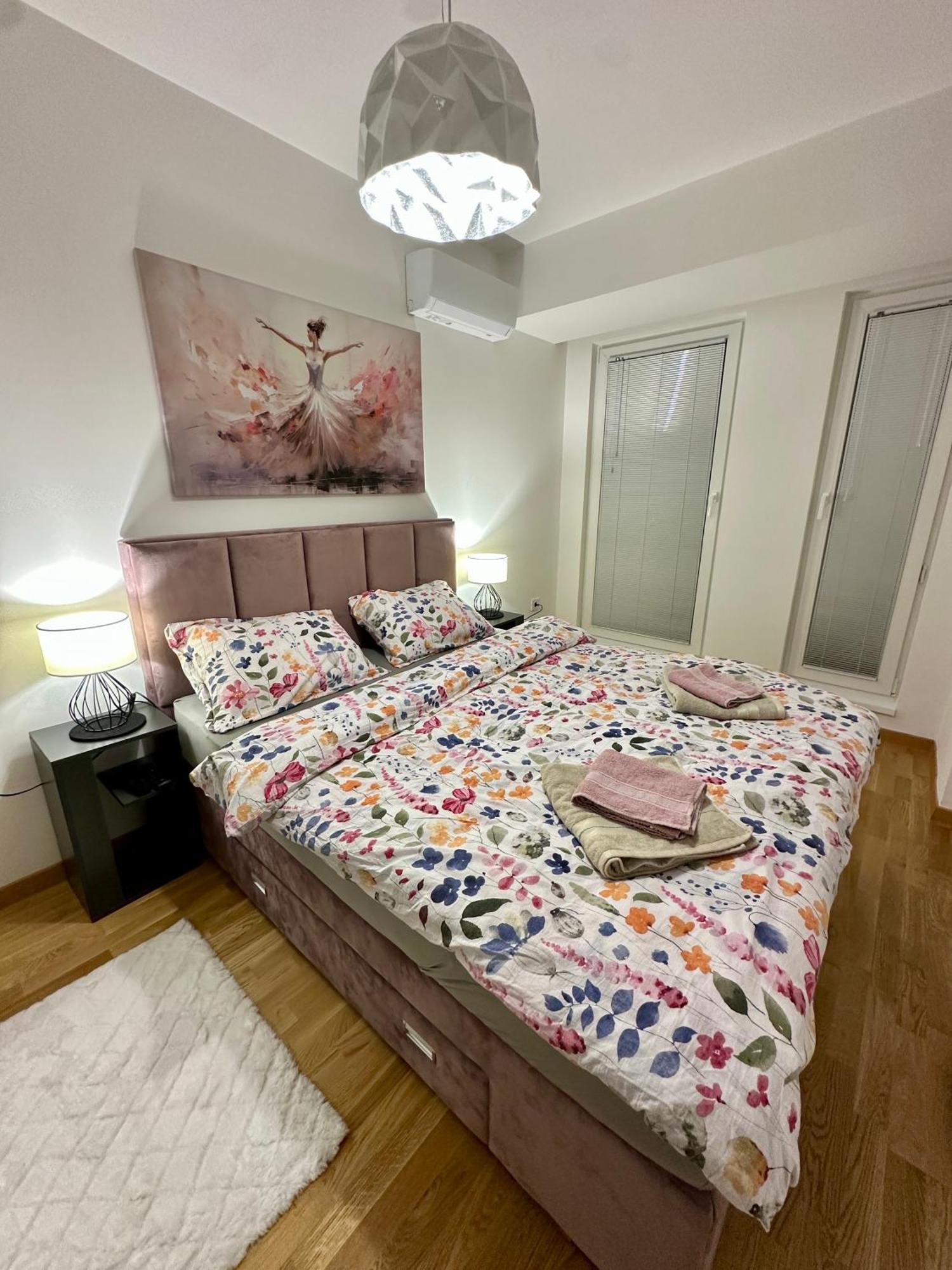Thomas Two Bedroom Apartment-private Parking Διαμέρισμα Σκόπια